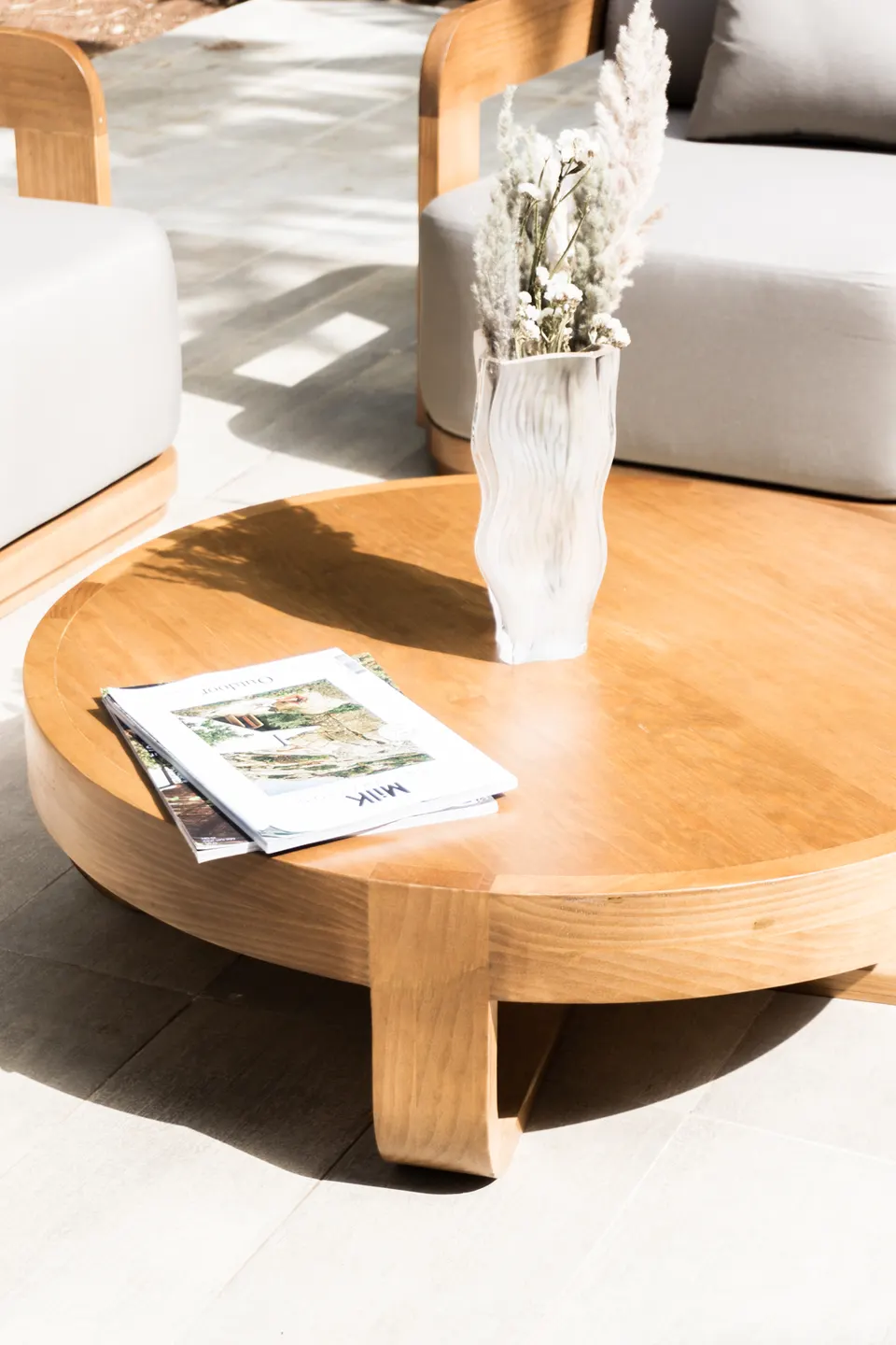 Outdoor furnite table